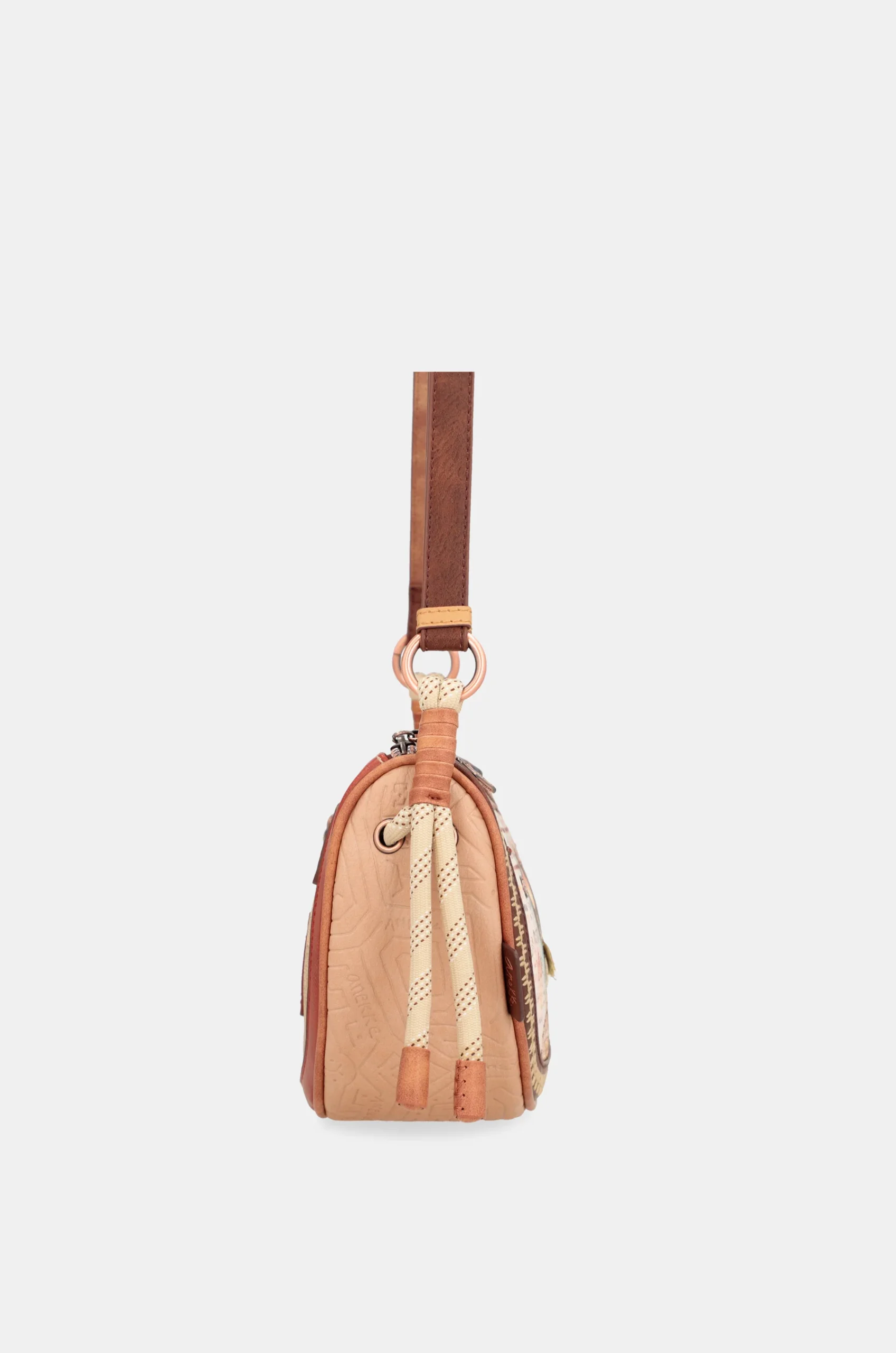 Menire Oval Crossbody Bag – Image 4