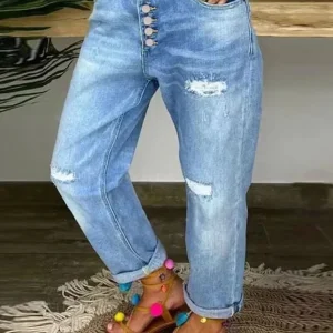 Jean femme coupe décontractée taille haute avec boutons visibles