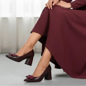 Escarpin à talons pour femmes avec nœud