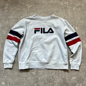 Pull Fila