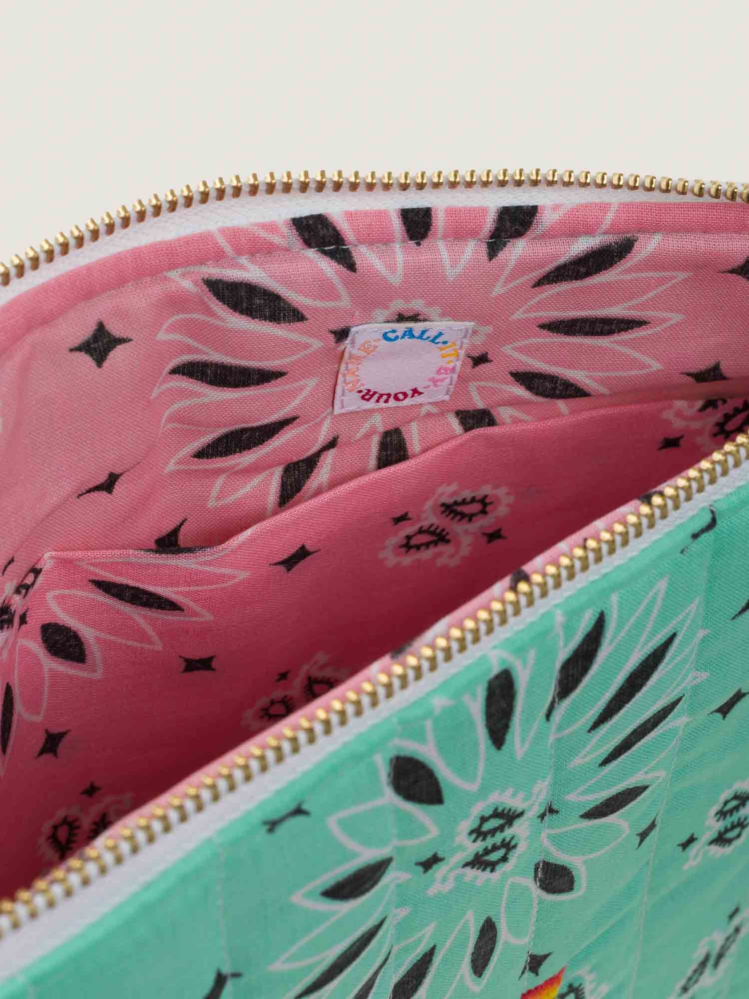 Pochette Matelassée Ordinateur - RAINBOW - Mint / Pale Pink – Image 5