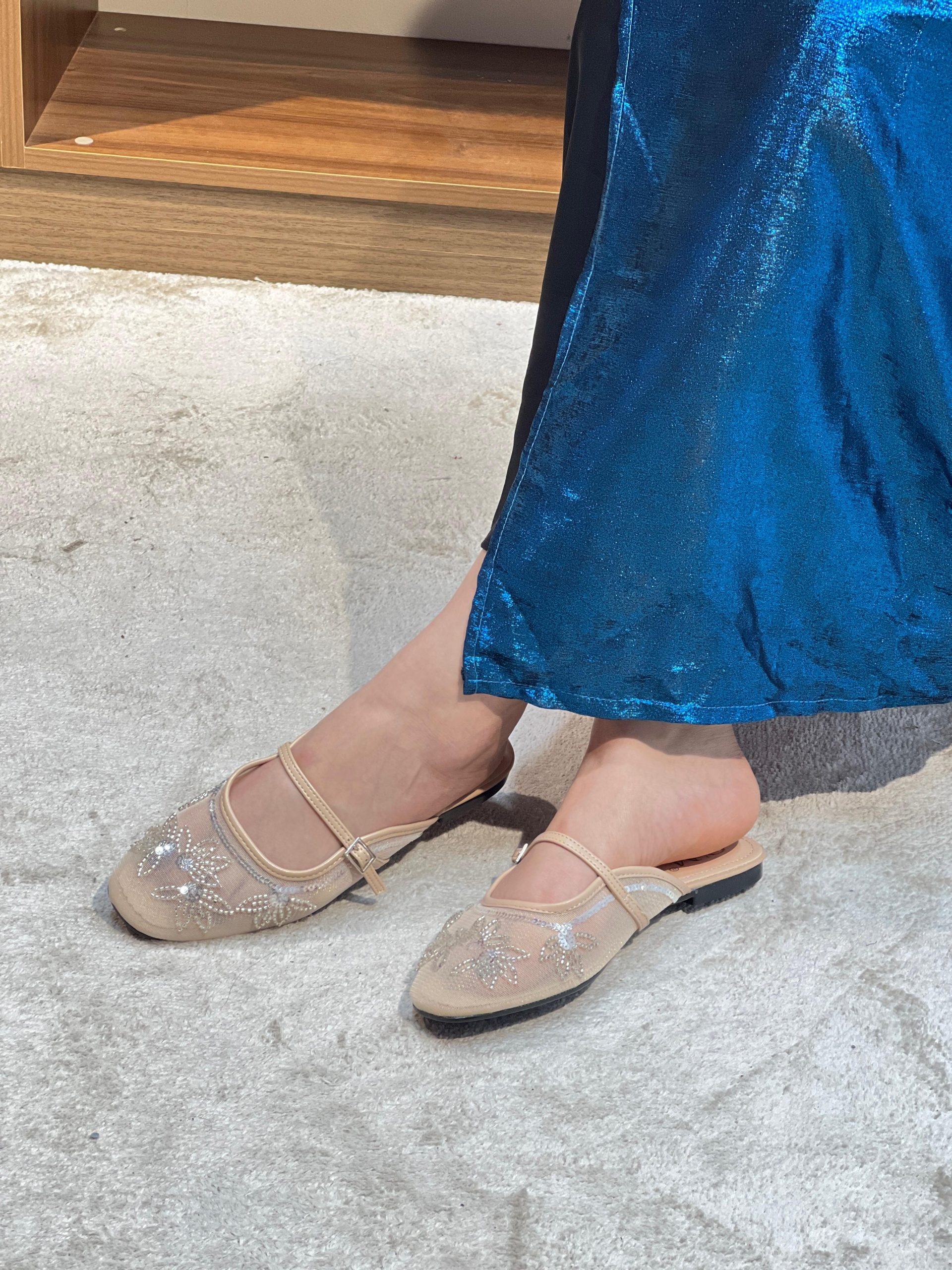 Babouche plates matière résille strassé – Image 9