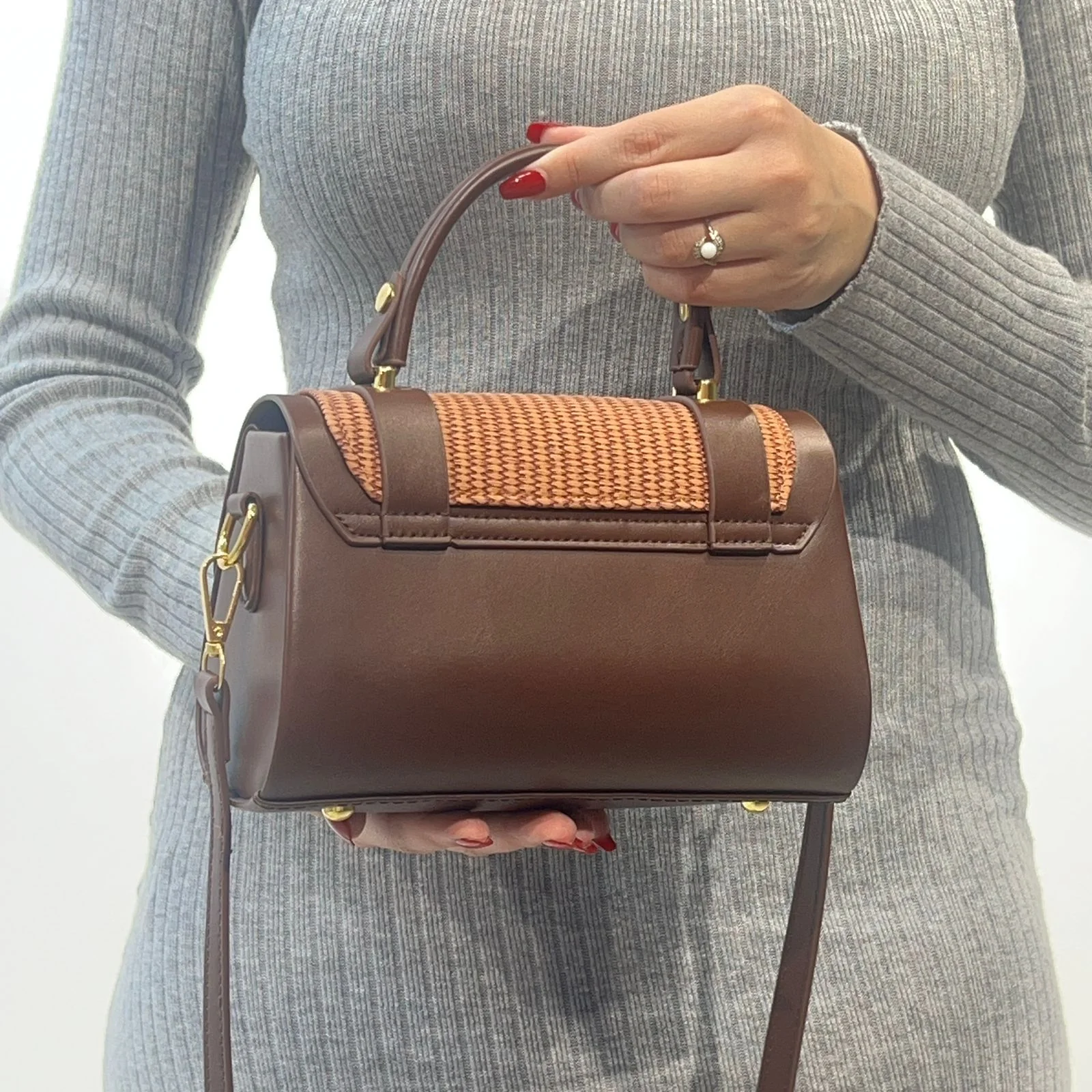 Sac à bandoulière pour femme – Image 9