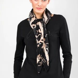 Carré plissé Intentions