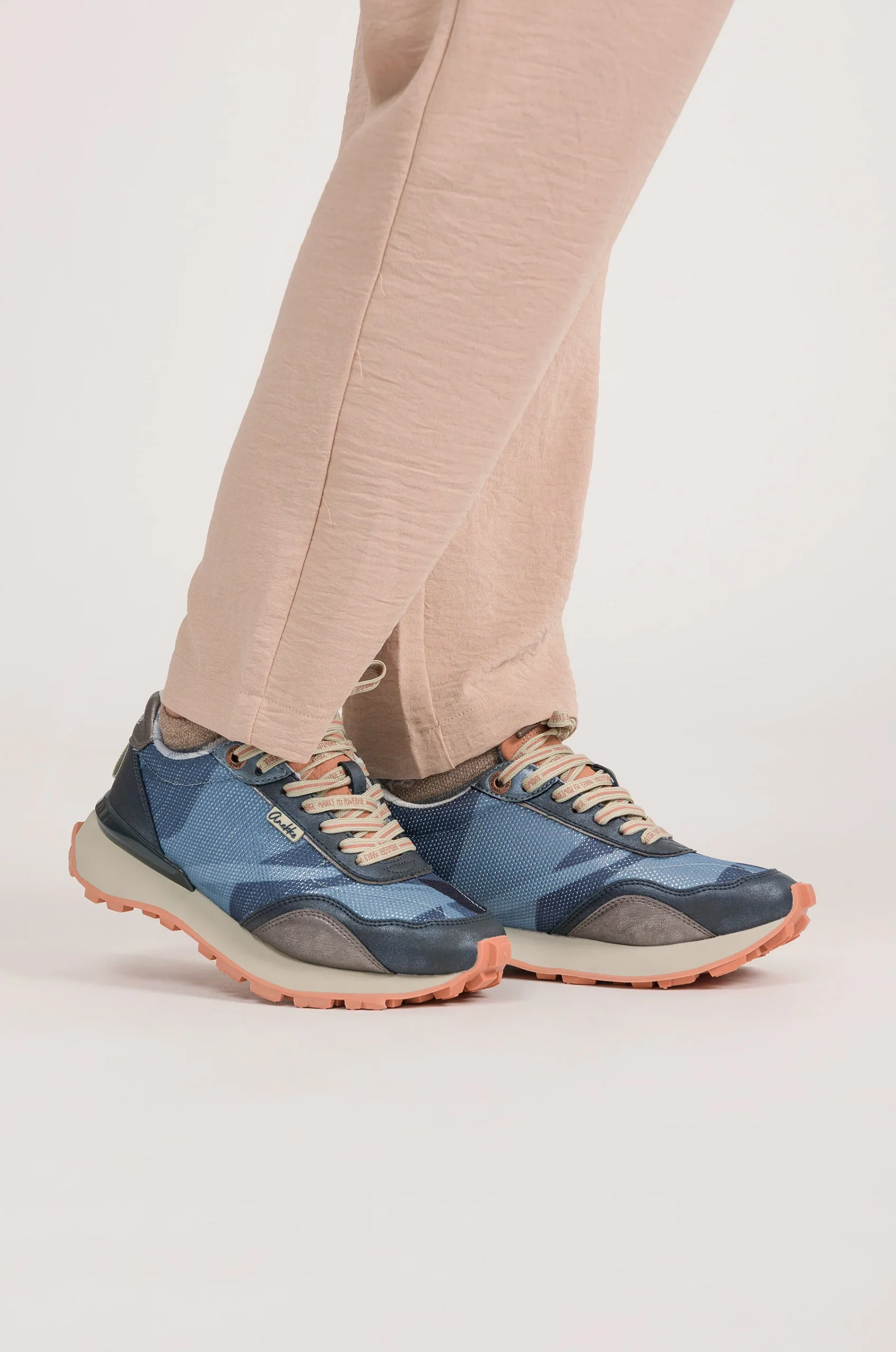 Sneakers bleus – Image 2