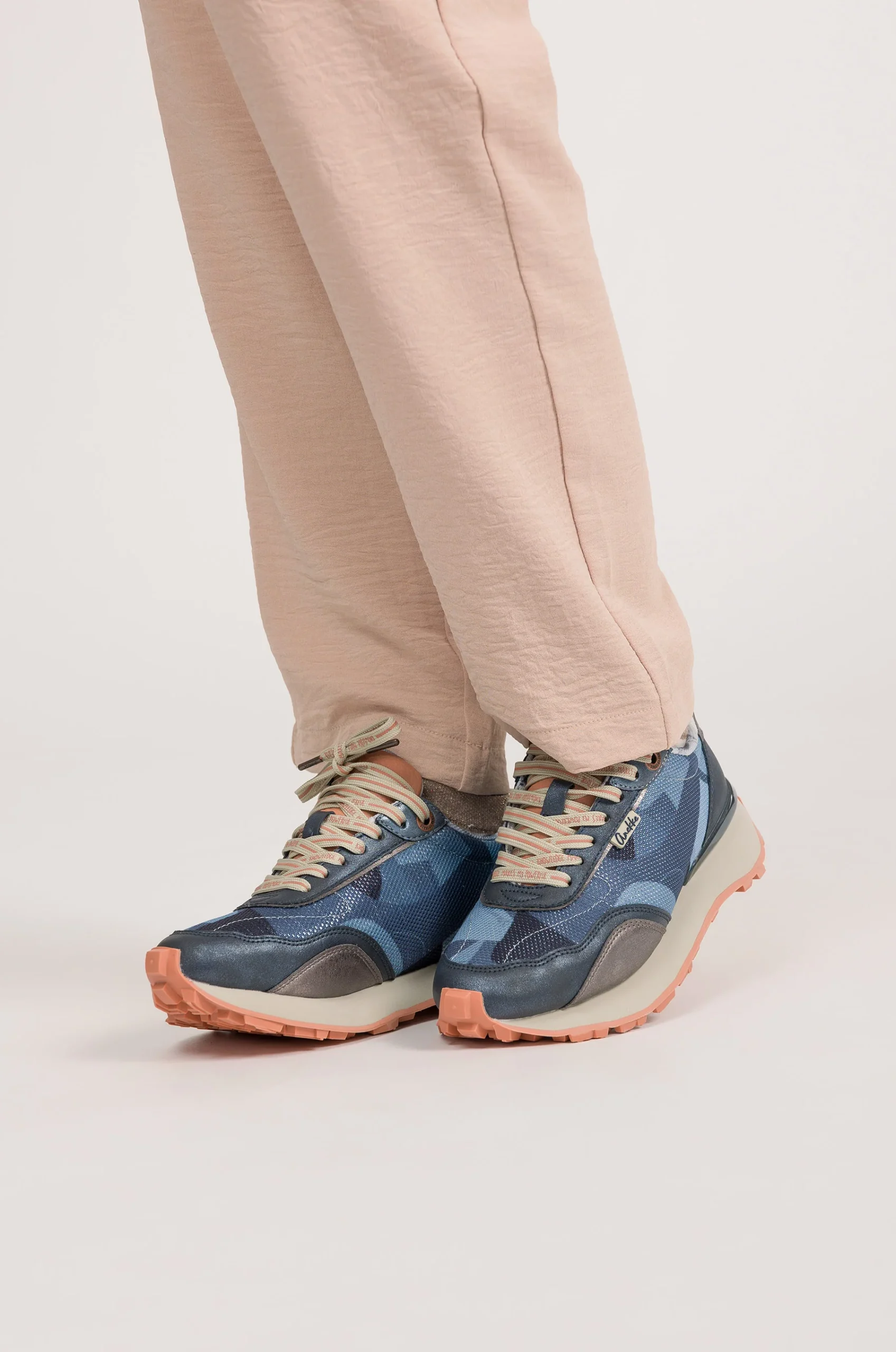 Sneakers bleus – Image 4